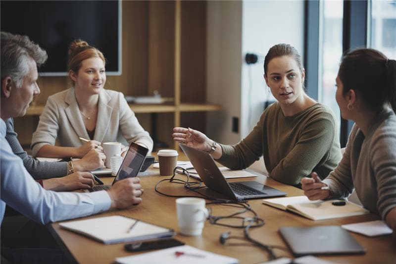 ELEVATE YOUR CORPORATE EVENTS